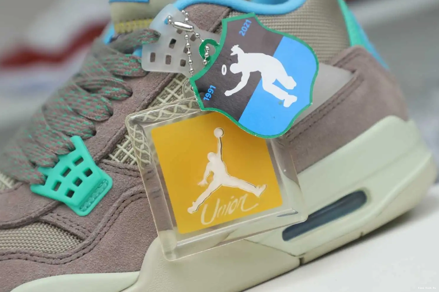 UNION RETRO 'TAUPE LA Kimikick AIR JORDAN HAZE' 4 X 0725